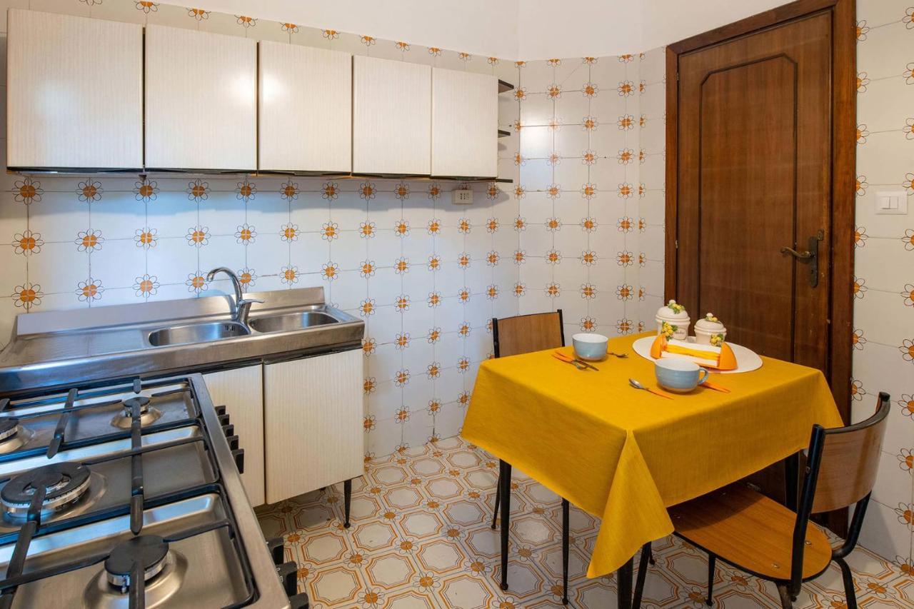 Amina Apartment